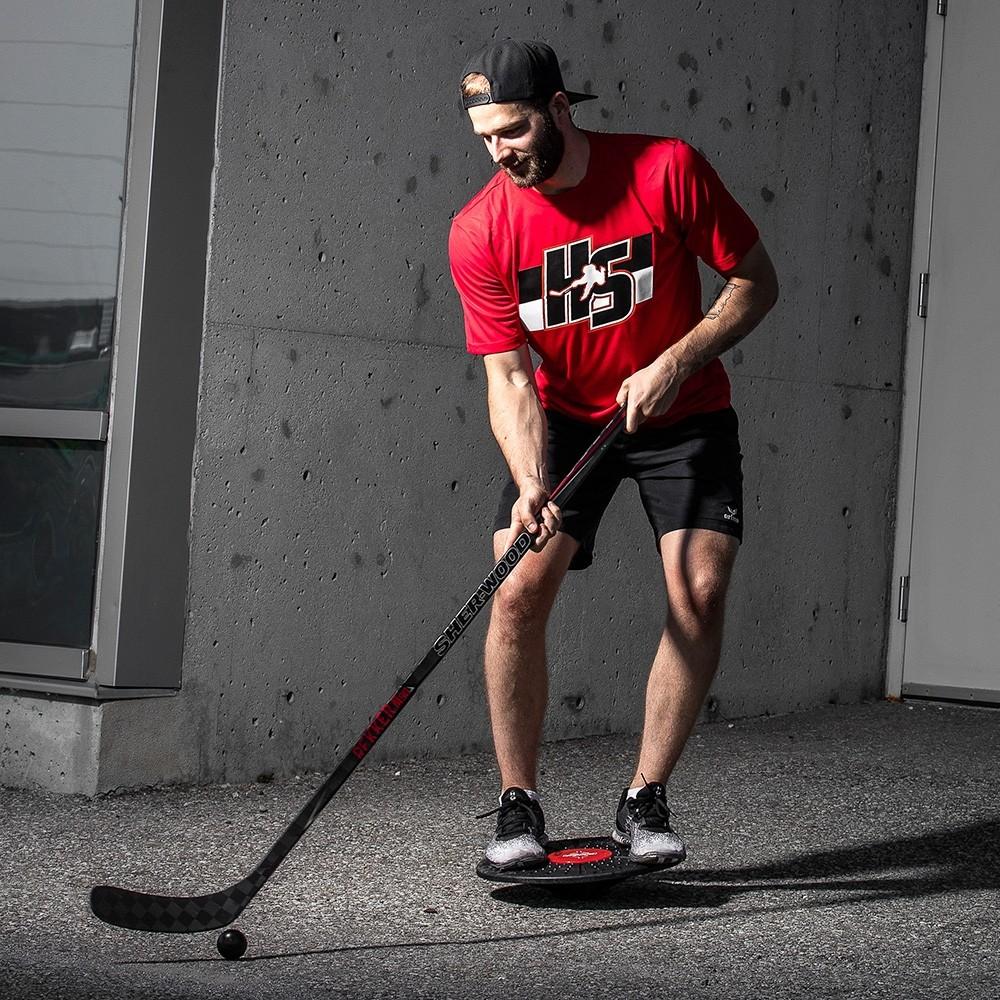 Planche d'équilibre pour l'entraînement au hockey